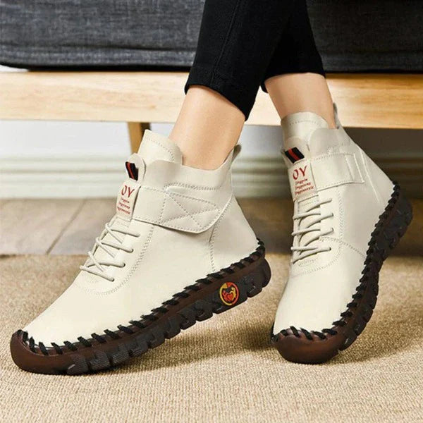 Olya® | Chaussures avec des semelles souples et des lacets